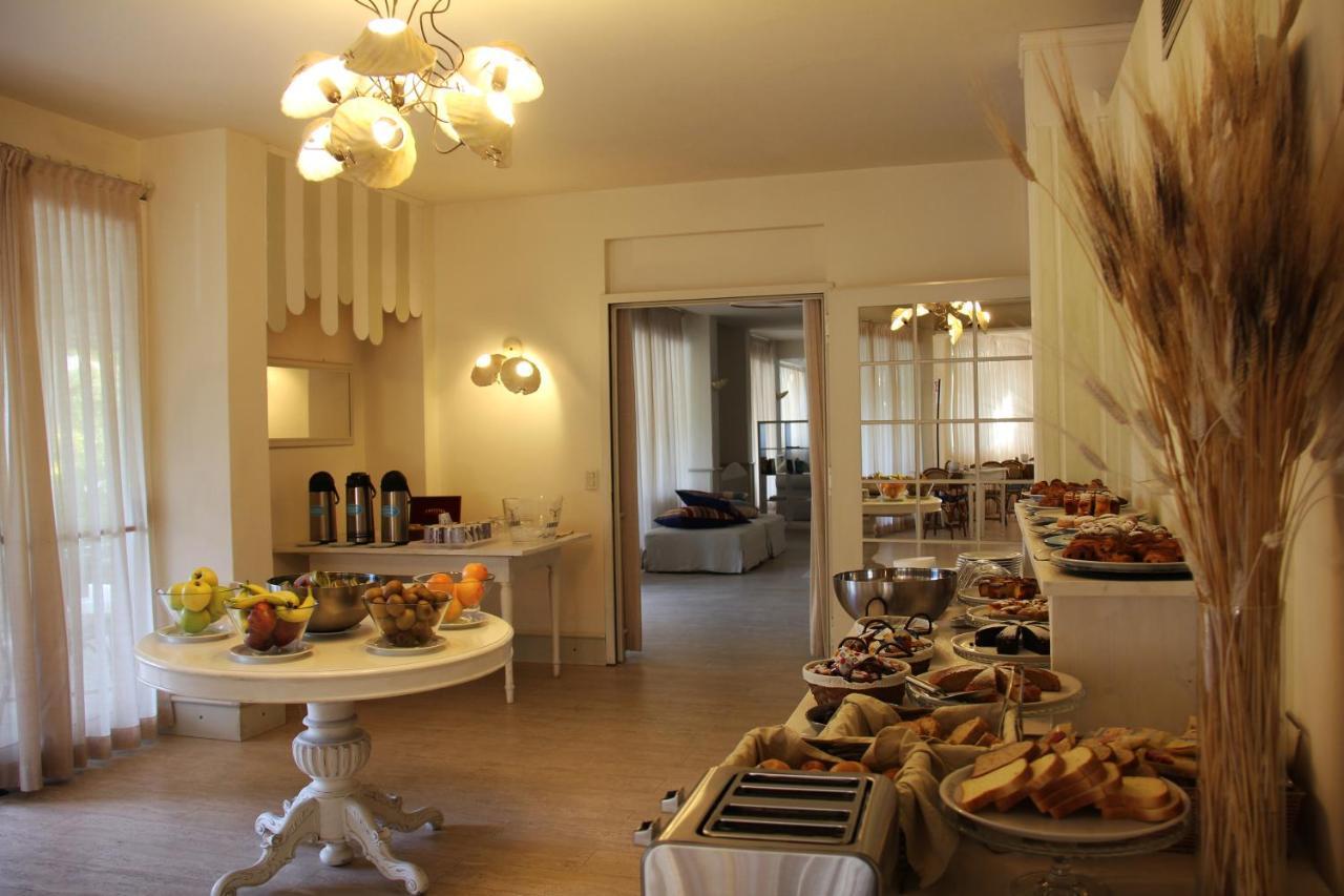Hotel Bijou Forte dei Marmi Exteriör bild